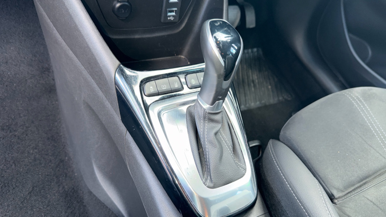 Vauxhall Crossland 1.5 Turbo D [120] Ultimate 5dr Auto Diesel Hatchback